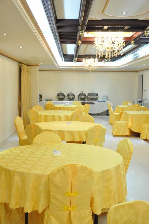 Sahara Hotel Apartments Masqat Buitenkant foto