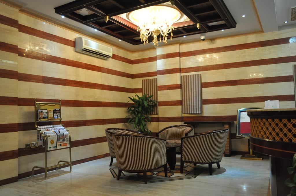 Sahara Hotel Apartments Masqat Buitenkant foto