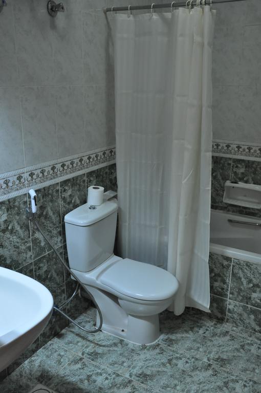 Sahara Hotel Apartments Masqat Buitenkant foto